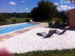 photo de Location vacances avec piscine près de Limoges au Hameau du Verdier